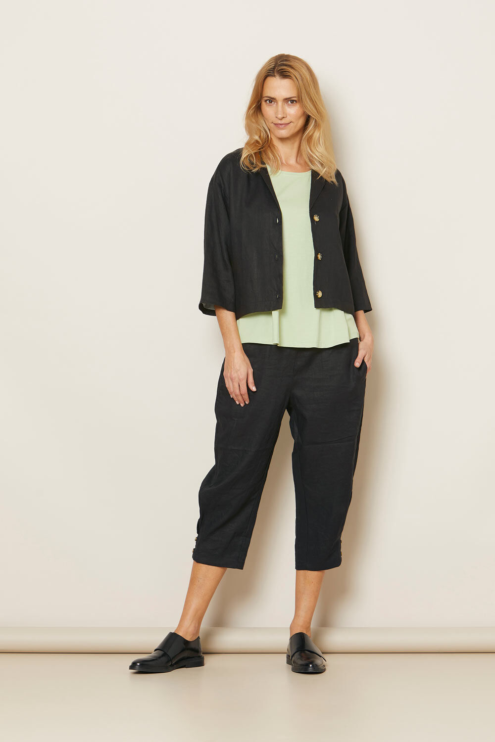 Free People Women's Lotta Love Linen Trousers, Black, 0 : Amazon.co.uk:  Fashion
